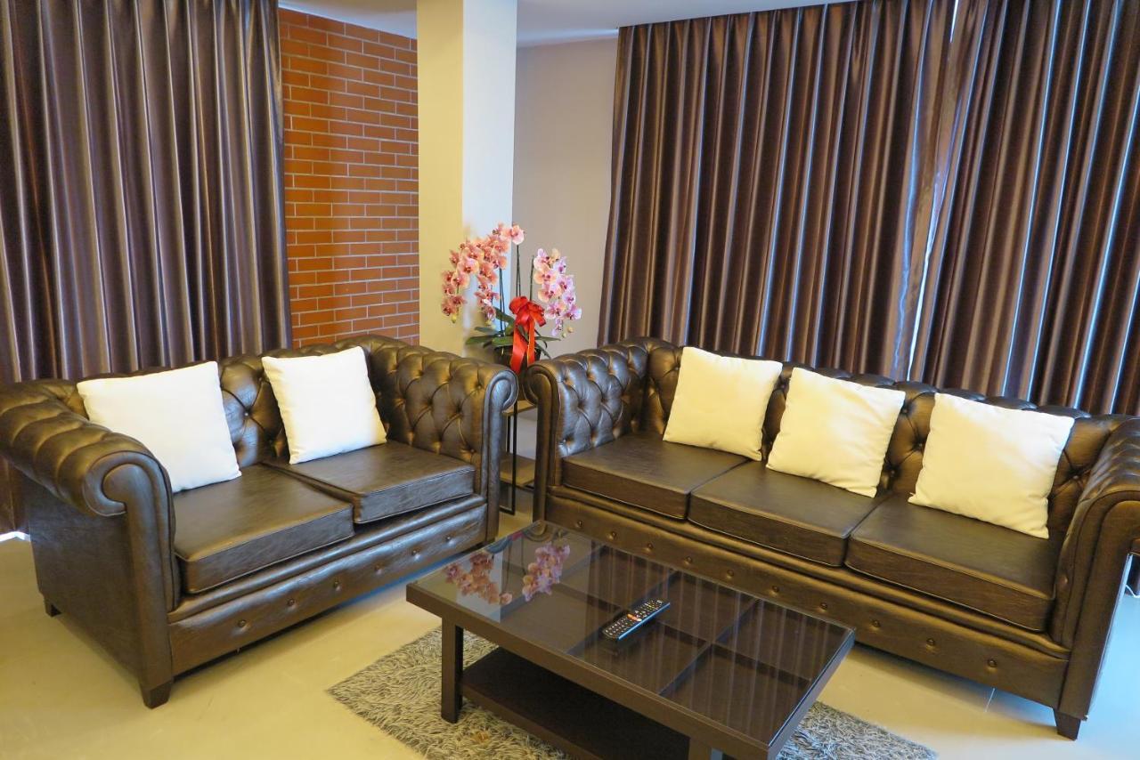 Executive Two-Bedroom Suite,964928917:JPEG